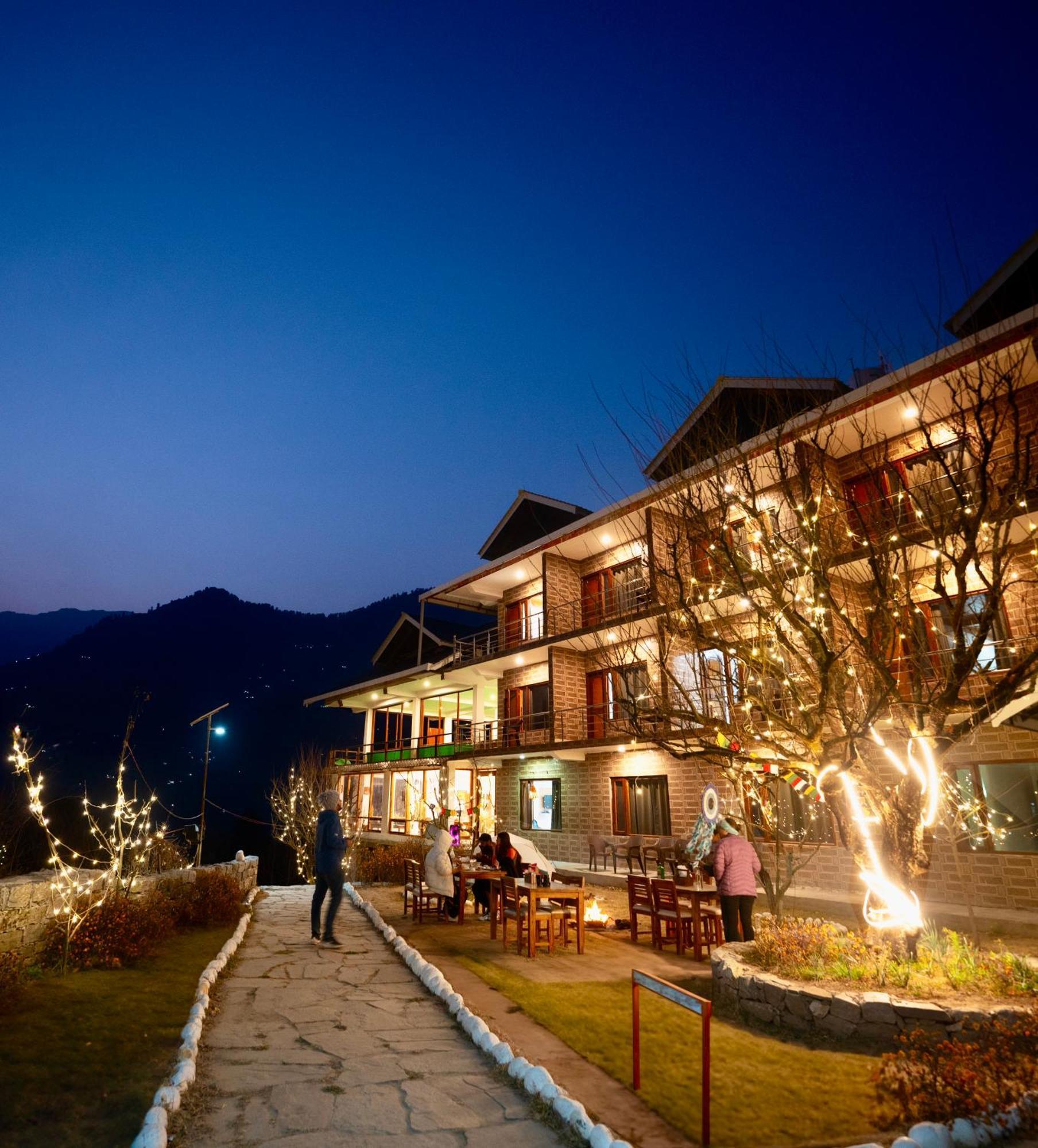 Aroha Residency- A Countryside Resort 마날리 외부 사진